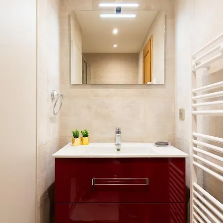 Le Californie Deluxe Apartment *